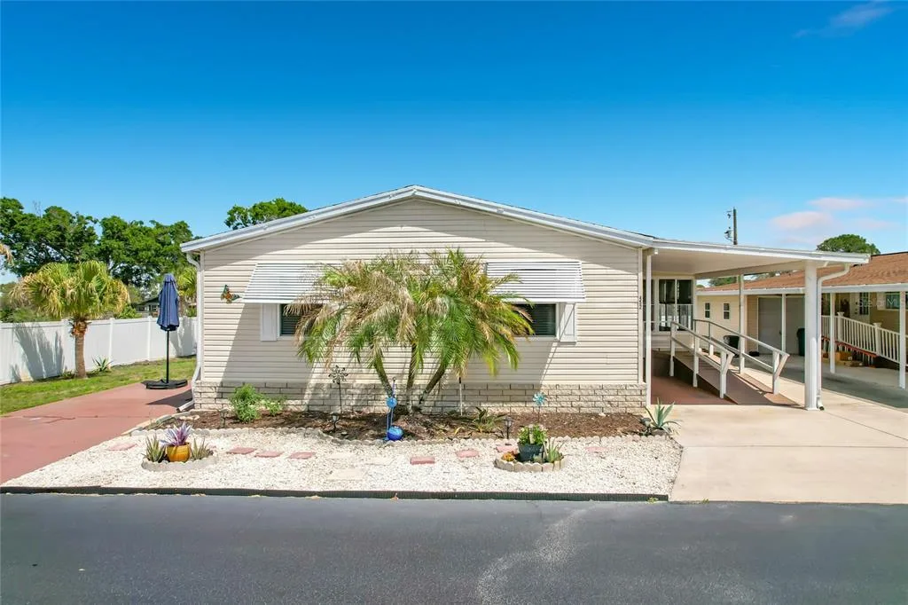 452 PAR DRIVE, FROSTPROOF, FL 33843