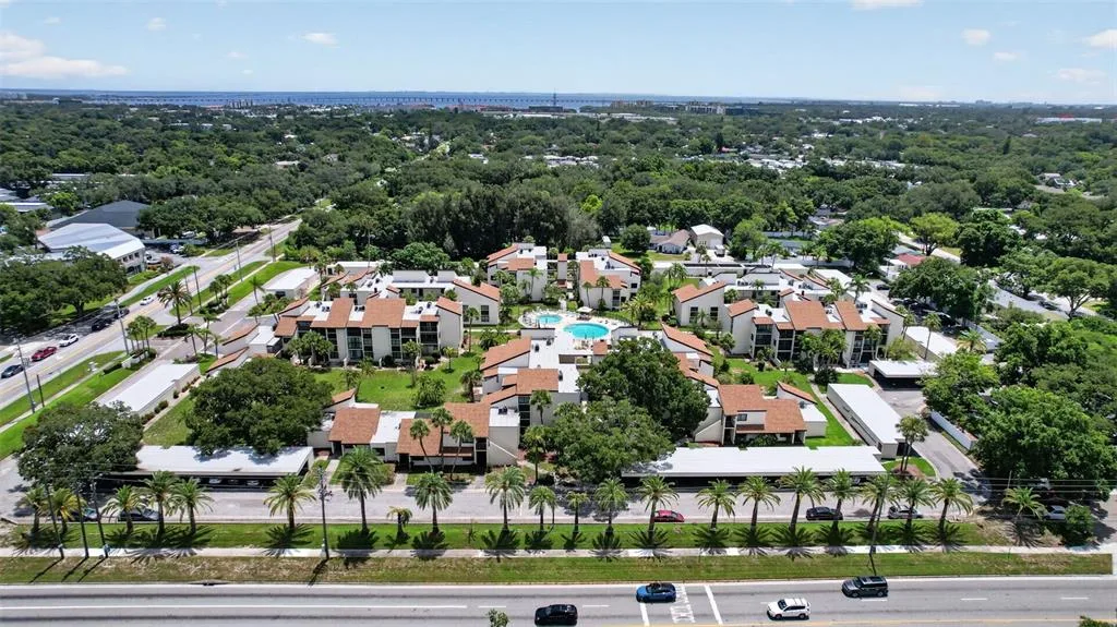 2207 BELLEAIR ROAD # B16, CLEARWATER, FL 33764