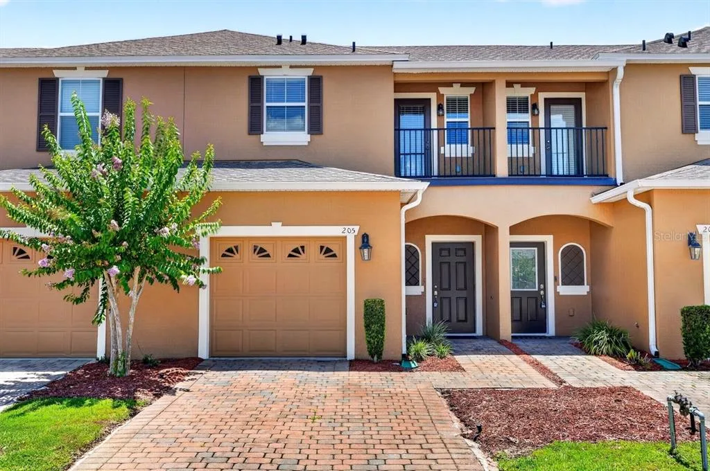 205 WENTWORTH GRANDE DRIVE, DAYTONA BEACH, FL 32124