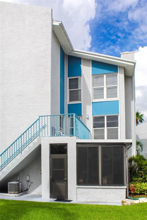 215 MEDALLION BOULEVARD # G, MADEIRA BEACH, FL 33708