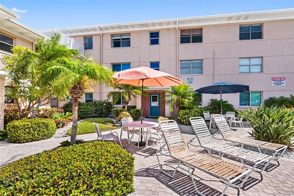 6700 SUNSET WAY # 406, ST PETE BEACH, FL 33706