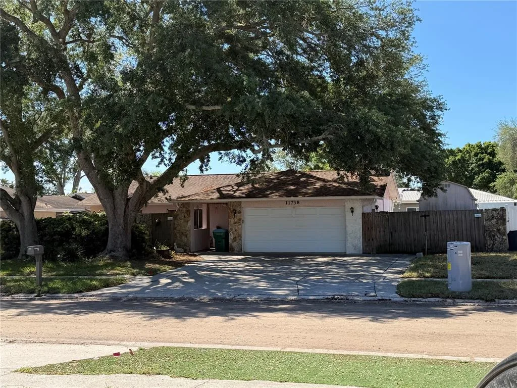 11738 96TH PLACE, SEMINOLE, FL 33772