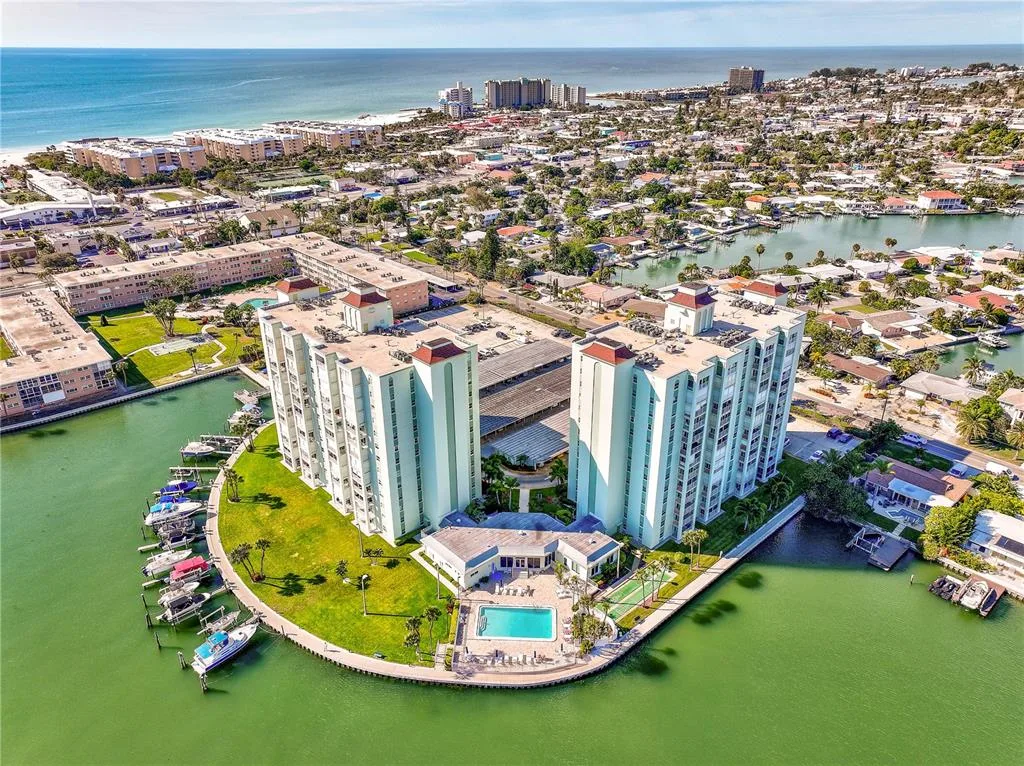 400 64TH AVENUE # 901, ST PETE BEACH, FL 33706