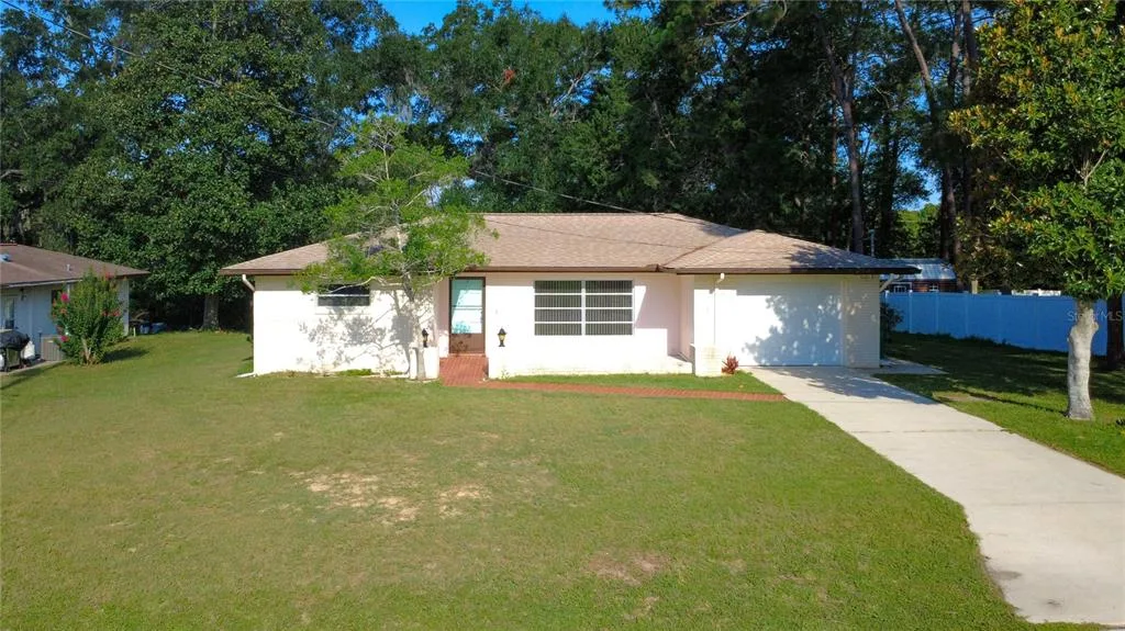 609 GOODYEAR AVENUE, INVERNESS, FL 34452