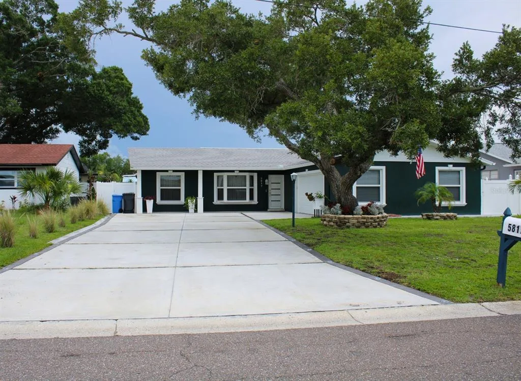 5817 TAMPA SHORES BOULEVARD, TAMPA, FL 33615