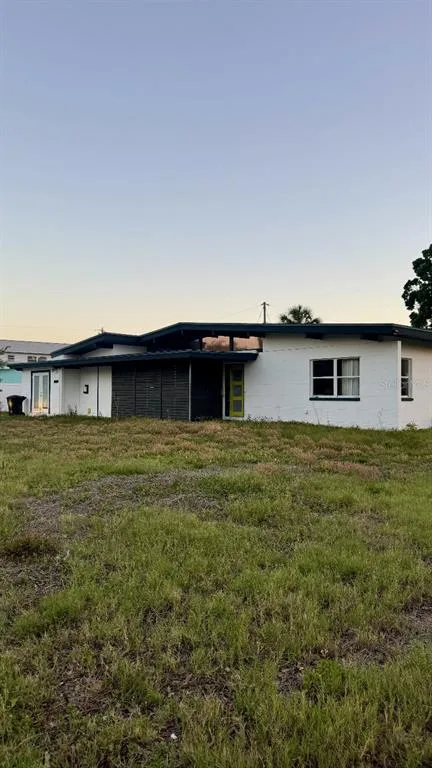 4830 CHANCELLOR STREET NE, ST PETERSBURG, FL 33703