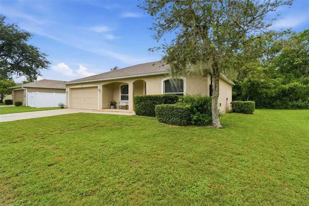 1302 BENTON LAKE DRIVE E, DELAND, FL 32724