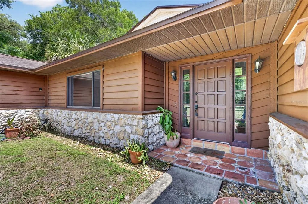 551 RYLANE STREET, DE LEON SPRINGS, FL 32130