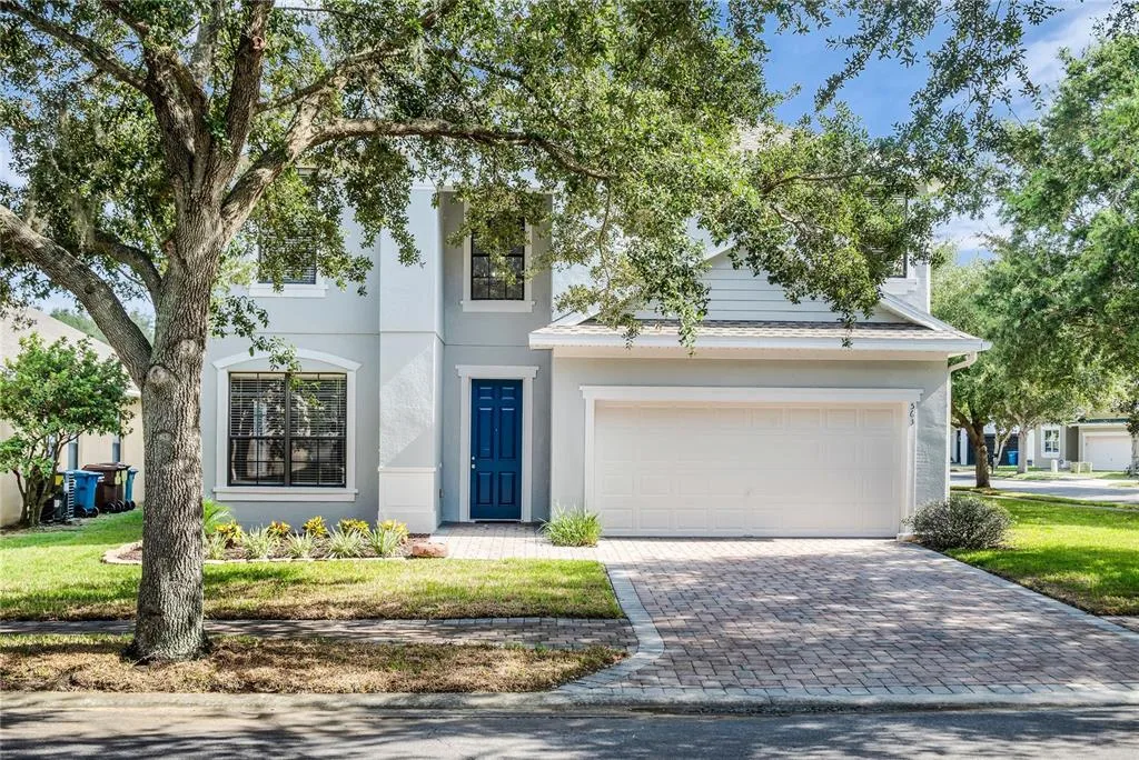 563 LAKE DAVENPORT CIRCLE, DAVENPORT, FL 33837