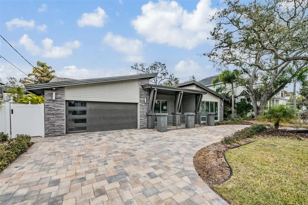 4909 W DRYAD STREET, TAMPA, FL 33629