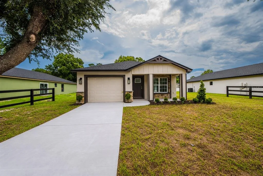 4570 WINDEE AVENUE, LAKELAND, FL 33811