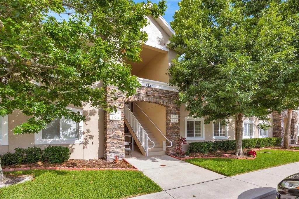 1231 GODAVARI WAY # 203, WESLEY CHAPEL, FL 33543