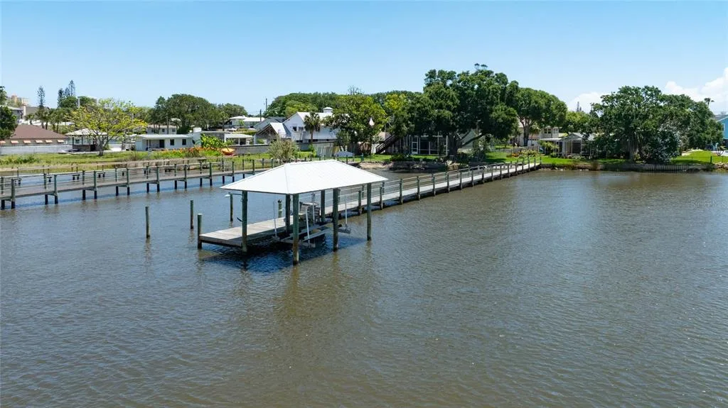 1209 N HALIFAX AVENUE, DAYTONA BEACH, FL 32118