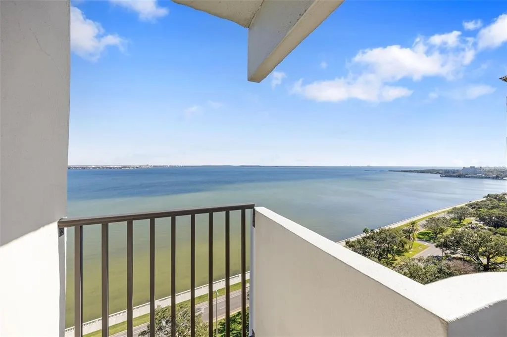 4141 BAYSHORE BOULEVARD # 1702, TAMPA, FL 33611