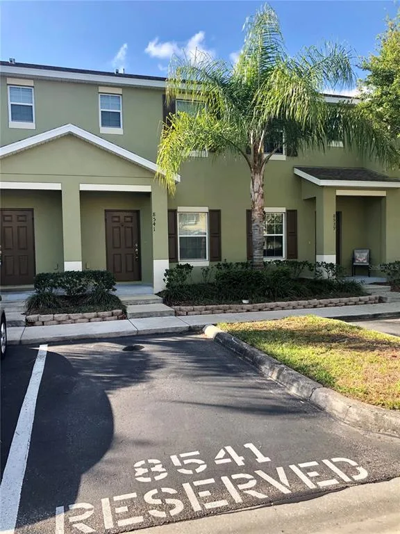 8541 BRUSHLEAF WAY, TAMPA, FL 33647