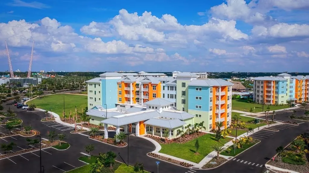 8050 VACATION AVENUE # 302, KISSIMMEE, FL 34747