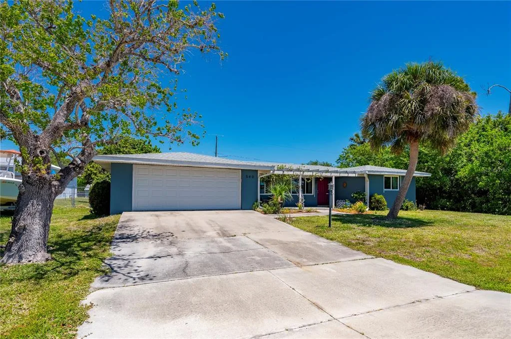 540 GROVE AVENUE NW, PORT CHARLOTTE, FL 33952