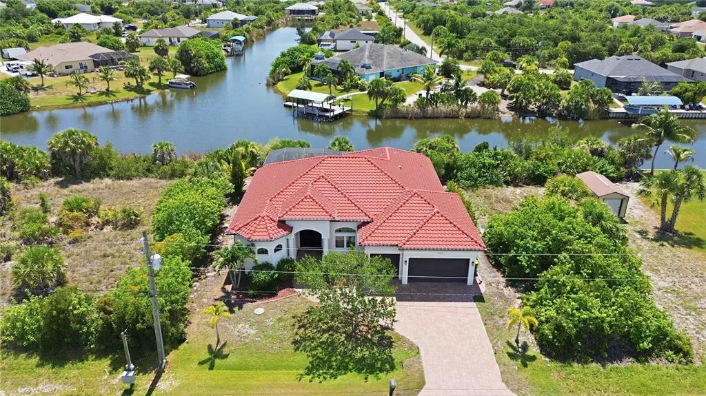 10386 WINNIPEG STREET, PORT CHARLOTTE, FL 33981