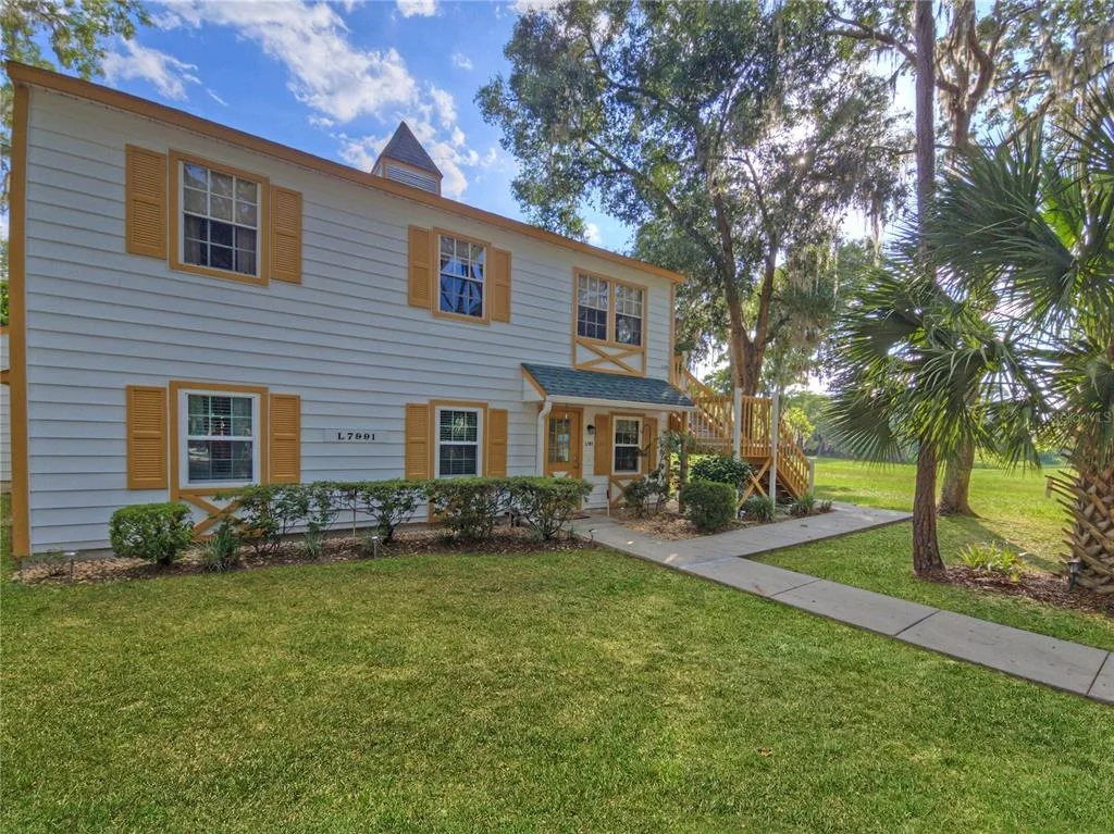 7991 MIDWAY DRIVE TERRACE # L201, OCALA, FL 34472