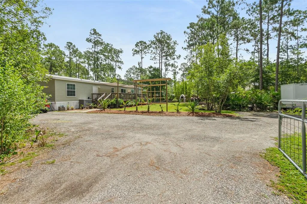 2553 GREENTREE STREET, BUNNELL, FL 32110