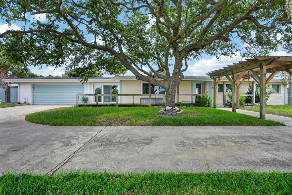 2071 S PENINSULA DRIVE, DAYTONA BEACH, FL 32118