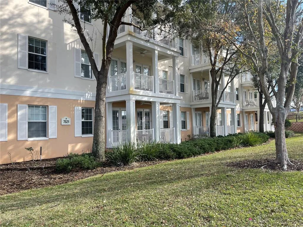 7521 MOURNING DOVE CIRCLE # 103, REUNION, FL 34747