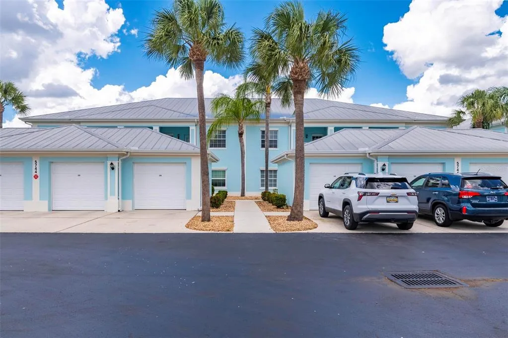 5744 SABAL TRACE DRIVE # 201, NORTH PORT, FL 34287
