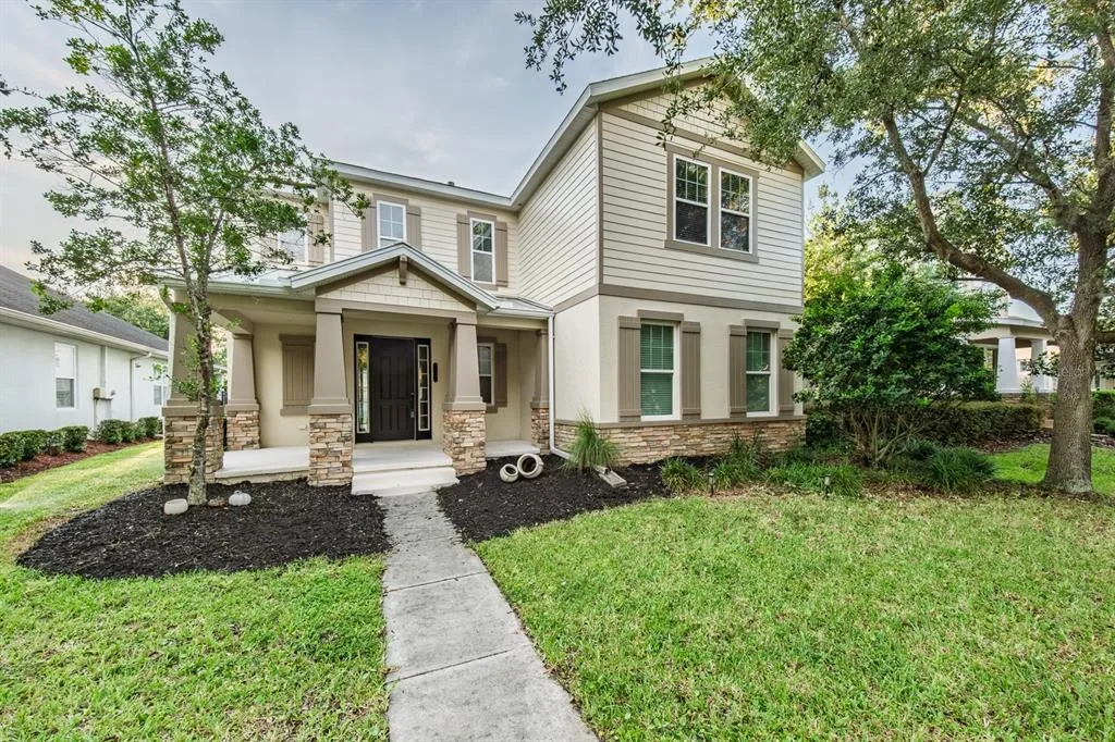 7912 HAMPTON LAKE DRIVE, TAMPA, FL 33647