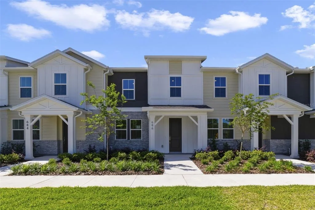 686 LOLA LANE, OVIEDO, FL 32765