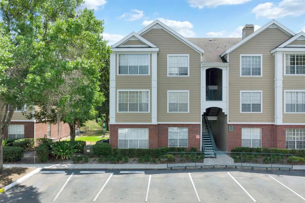 13103 MULBERRY PARK DRIVE # 8211, ORLANDO, FL 32821