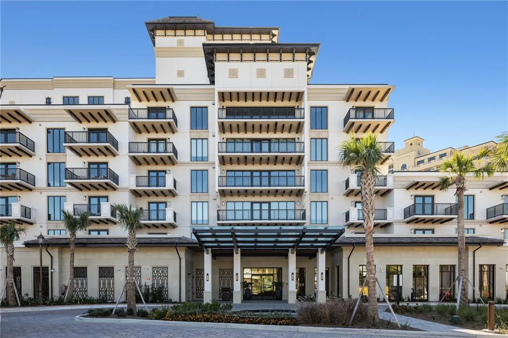 10160 AUTUMN MIST LANE # 402, ORLANDO, FL 32836