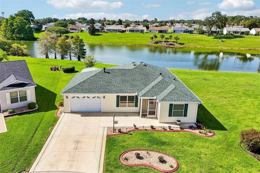 917 EASTMONT COURT, THE VILLAGES, FL 32162