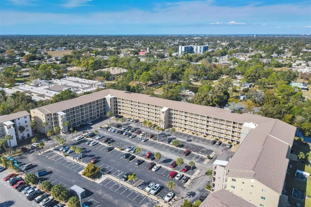 3534 LAKE BAYSHORE DRIVE # K118, BRADENTON, FL 34205