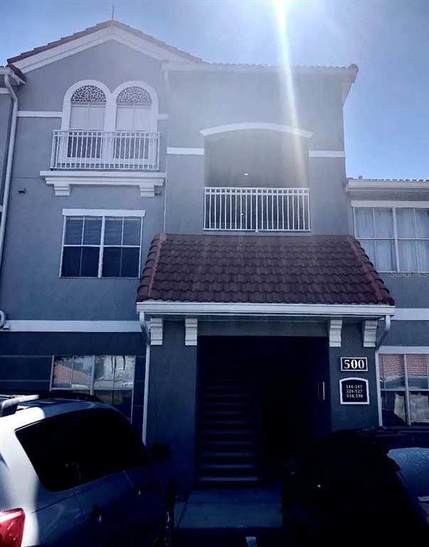 18001 RICHMOND PLACE DRIVE # 525, TAMPA, FL 33647