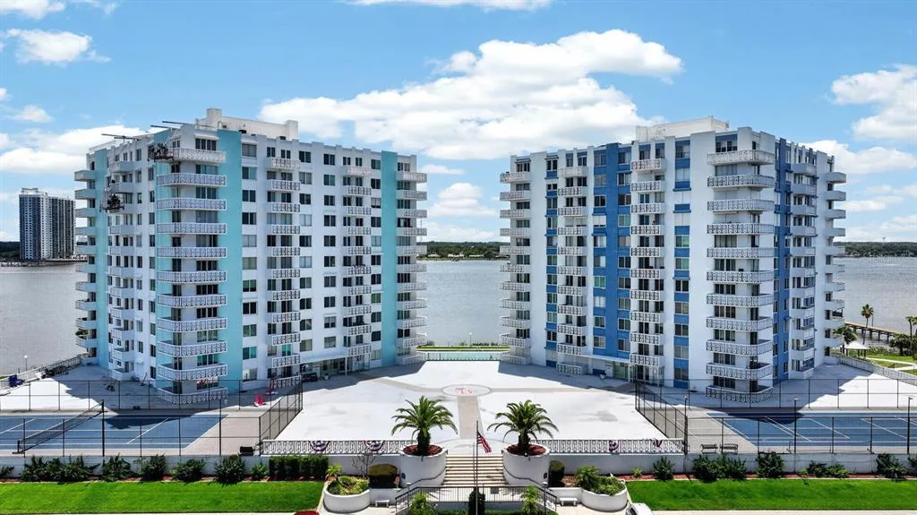 925 N HALIFAX AVENUE # 403, DAYTONA BEACH, FL 32118
