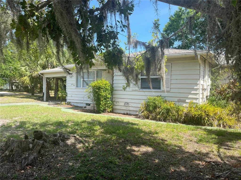 2415 PELICAN DRIVE, SARASOTA, FL 34237