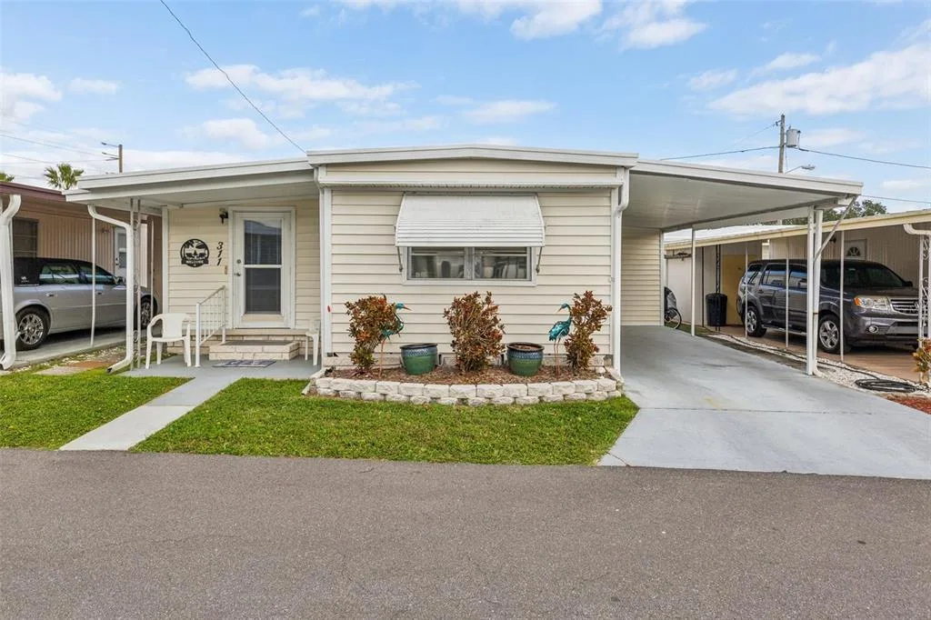 1600 N OLD COACHMAN ROAD # 311, CLEARWATER, FL 33765