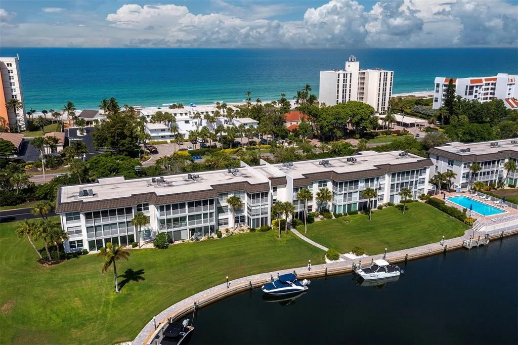4350 CHATHAM DRIVE # 105, LONGBOAT KEY, FL 34228