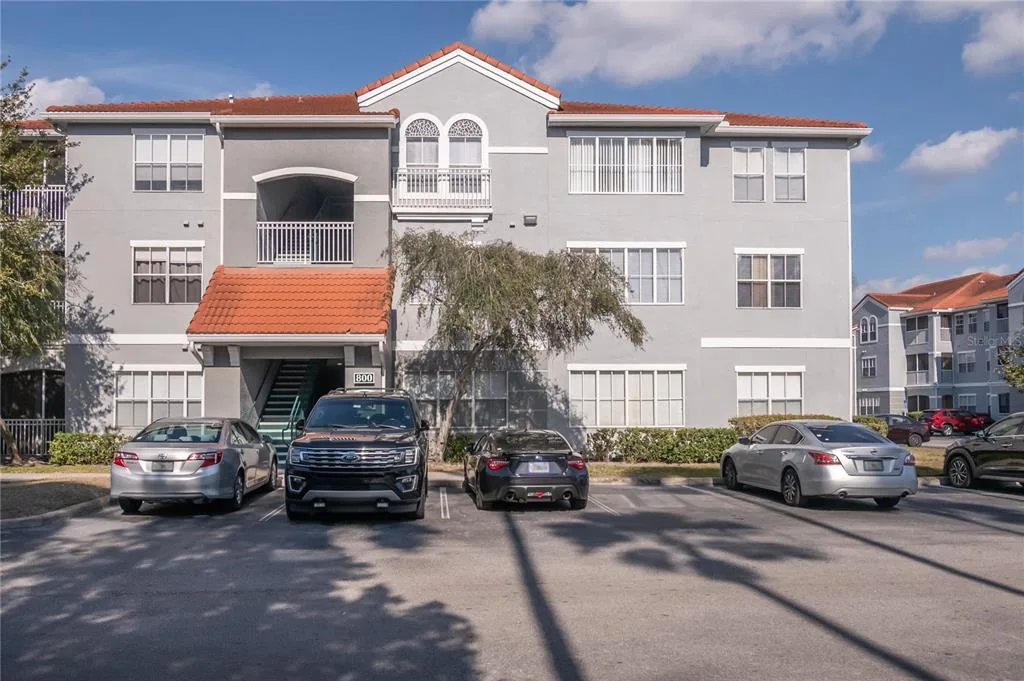 18001 RICHMOND PLACE DRIVE # 834, TAMPA, FL 33647