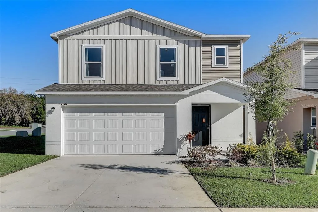 2076 GOLDEN BEAK DRIVE, EAGLE LAKE, FL 33839