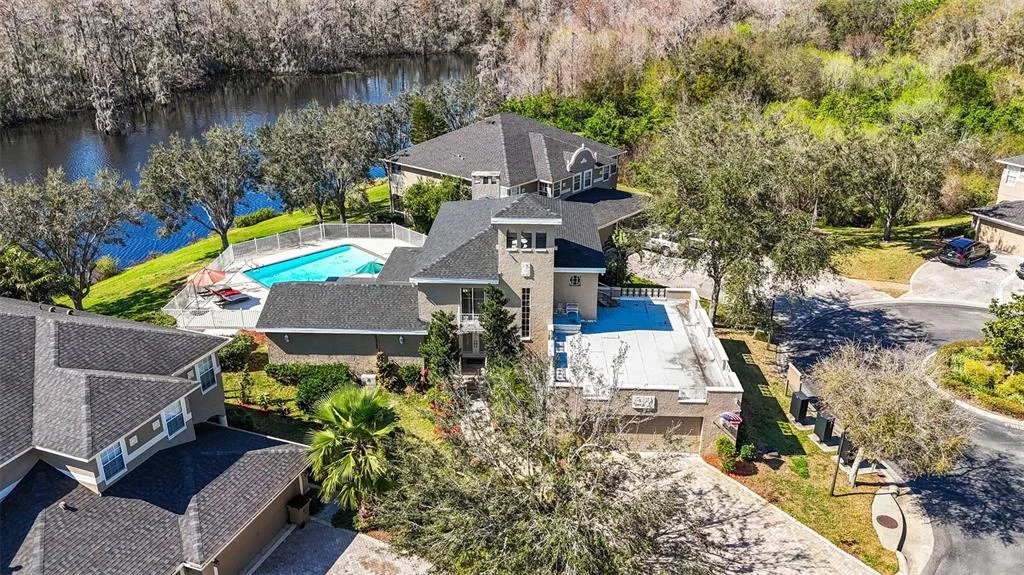 7425 TERRACE RIVER DRIVE, TAMPA, FL 33637