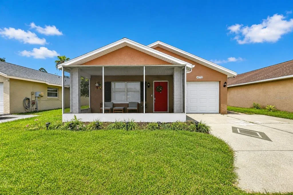4772 SILVER CIRCLE, ZEPHYRHILLS, FL 33541