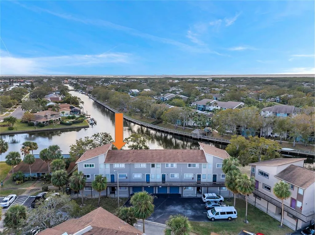 6311 NEWTOWN CIRCLE # 11B2, TAMPA, FL 33615
