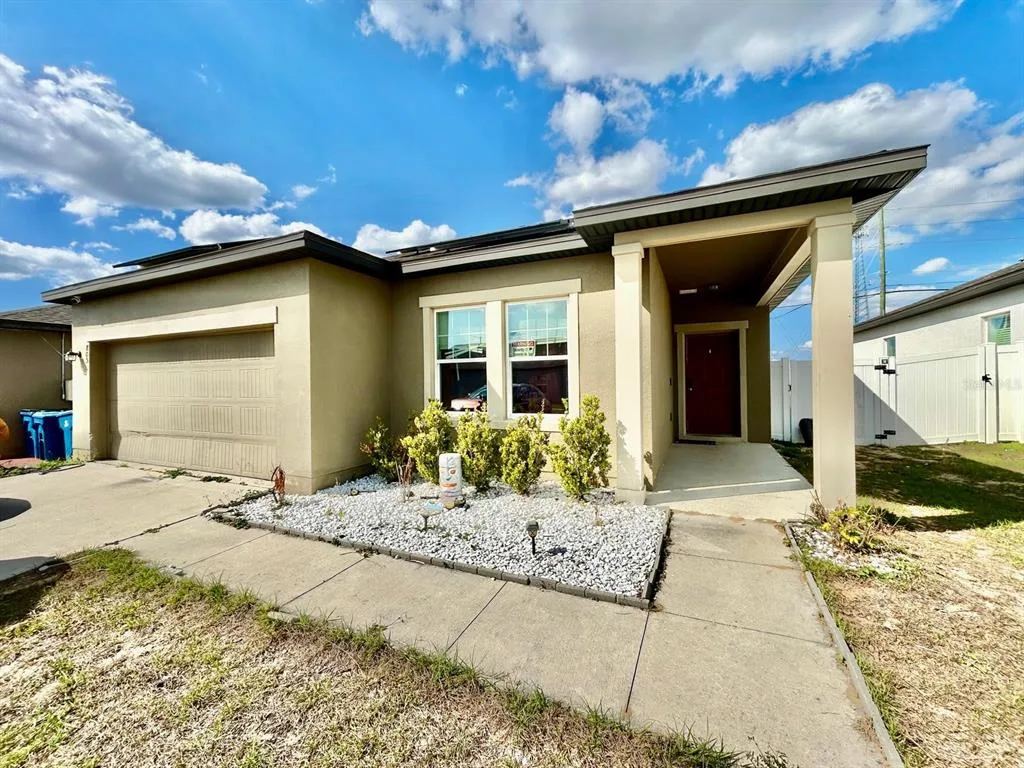 805 ORCHID GROVE BOULEVARD, DAVENPORT, FL 33837
