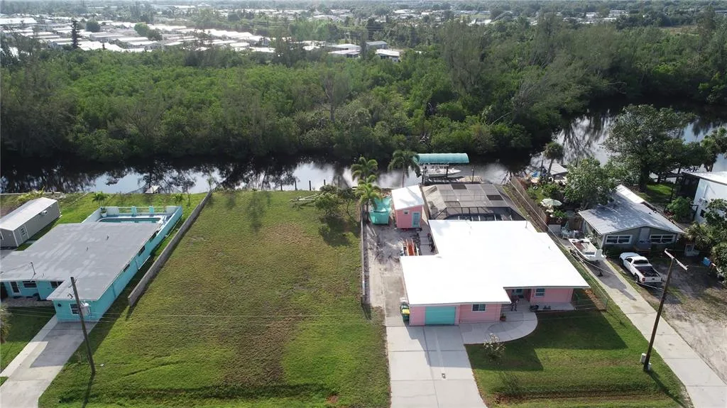 232 DARST AVENUE, PUNTA GORDA, FL 33950