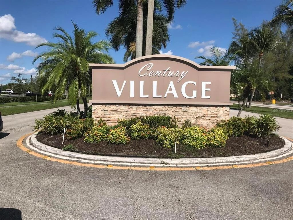 133 BERKSHIRE # 133, WEST PALM BEACH, FL 33417