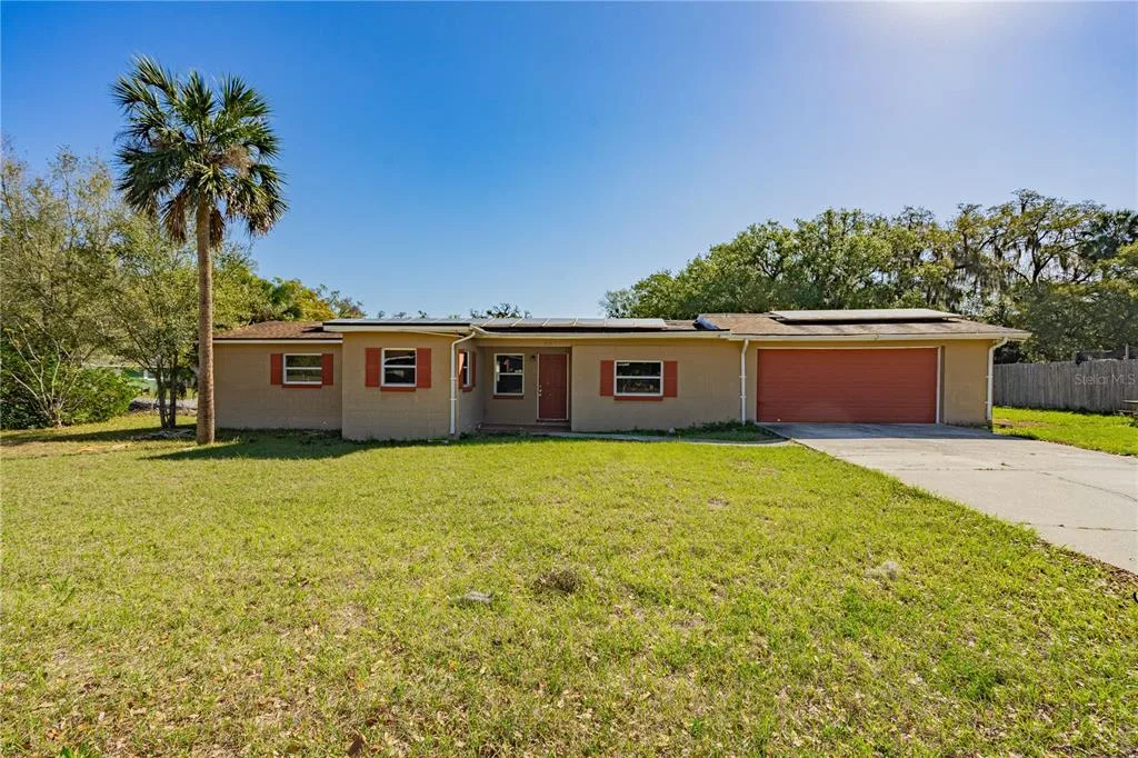 805 S STONE STREET, DELAND, FL 32720