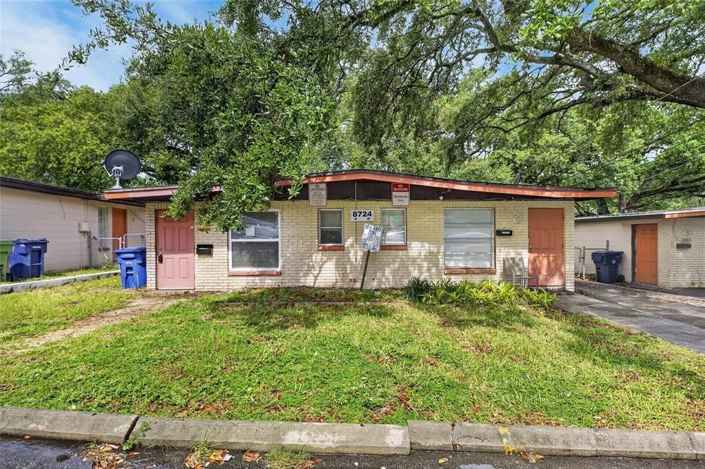 8723 & 8724 N 48TH STREET, TAMPA, FL 33617