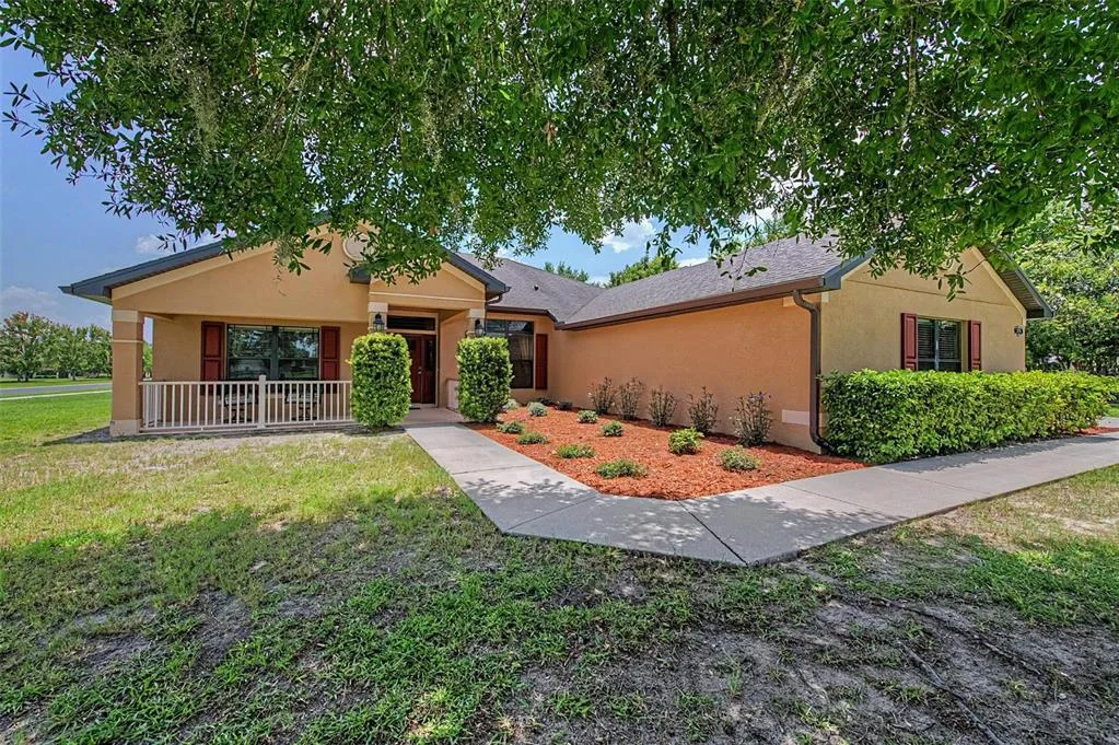 27928 AUSTIN WOODS DRIVE, DADE CITY, FL 33525