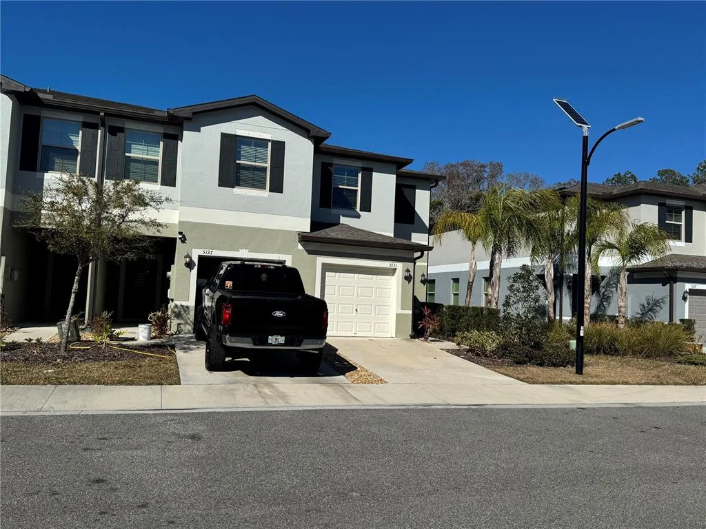 5131 FORUM BOULEVARD, HOLIDAY, FL 34690